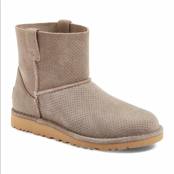 ugg sold out